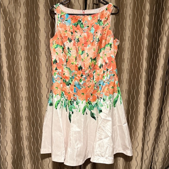 Danny & Nicole Dresses & Skirts - Danny & Nicole Multicolor Floral Dress
